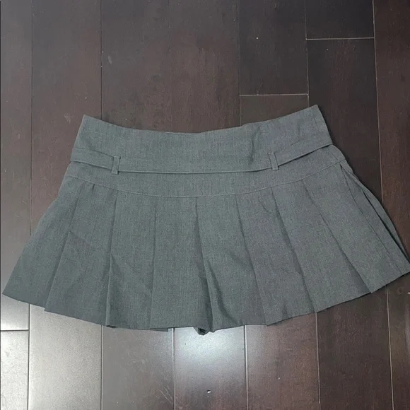Zara size Large Gray Pleated Women's Skirt